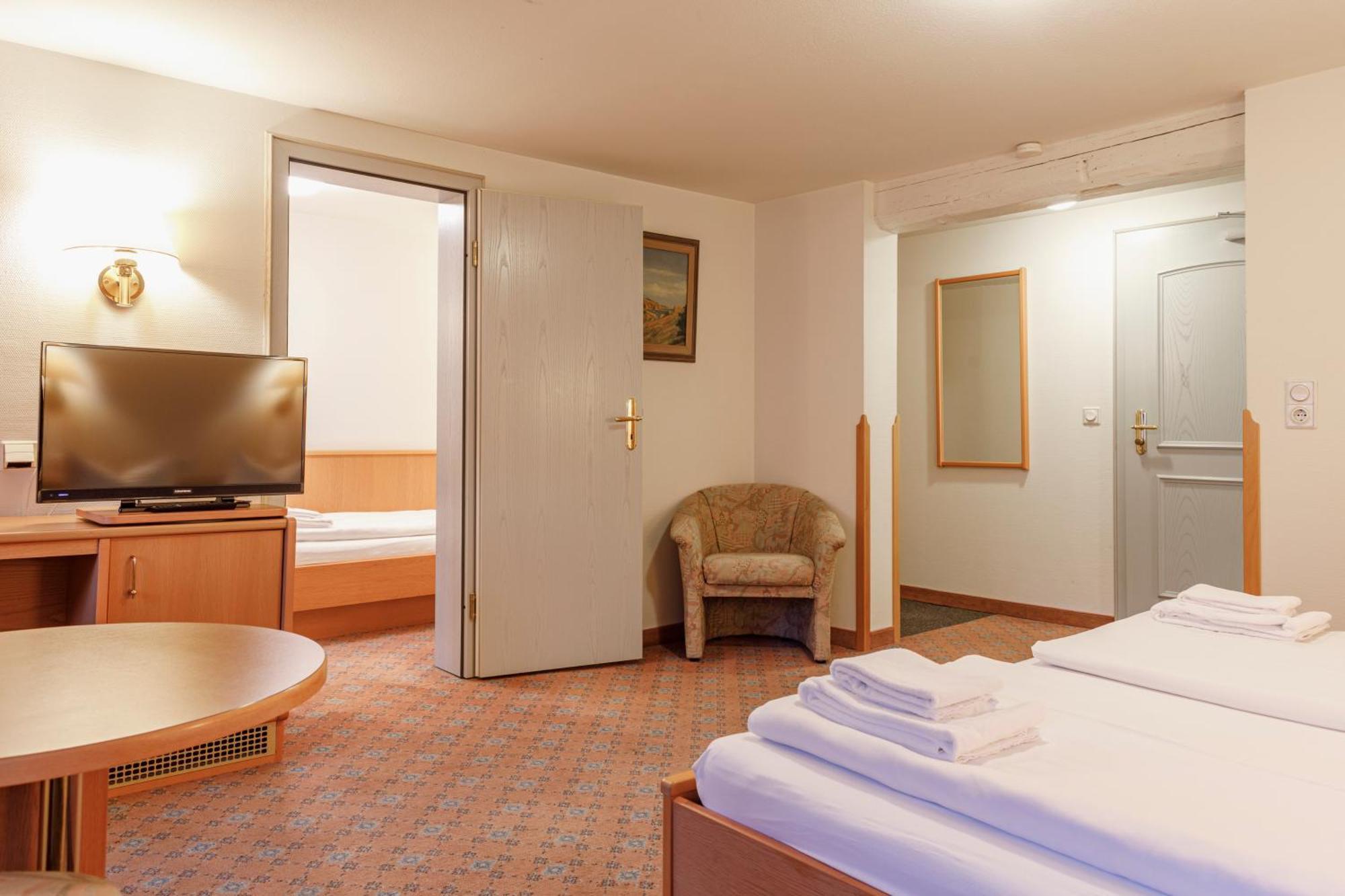 Schwerter Schankhaus & Hotel Meissen Bagian luar foto